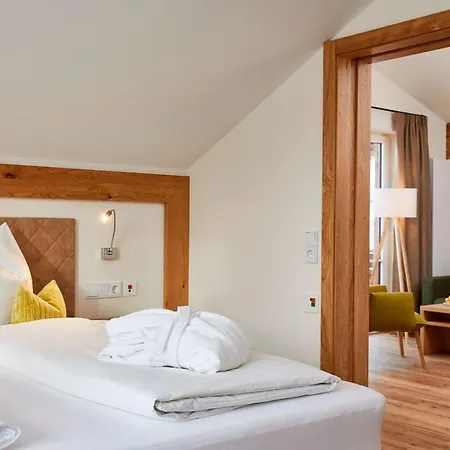 Natur- & Geniesserhotel Der Birkenhof 오버스타우펜