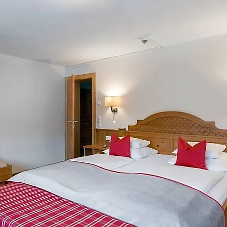 호텔 Natur- & Geniesserhotel Der Birkenhof 4*